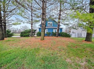 1725 Army Post Rd, Des Moines, IA 50315