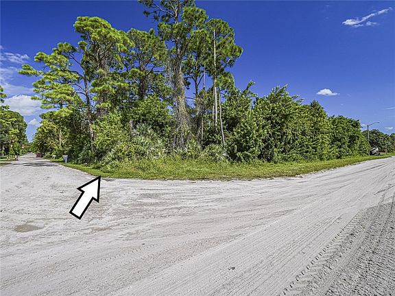 4th image of 1290 10th Ct SW