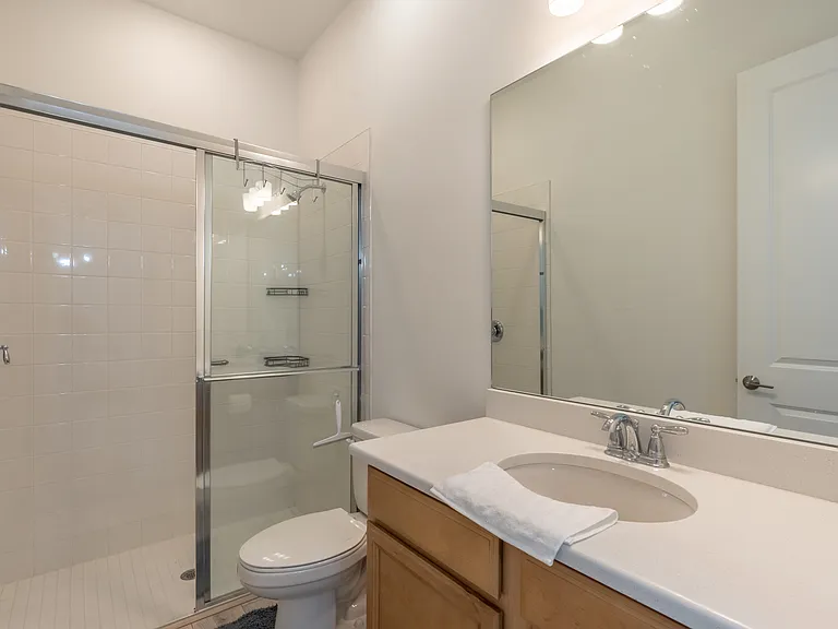 15347 Turin Dr — Photo 26