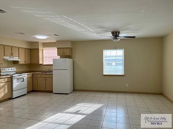 4th image of 1660 E 12th St #6