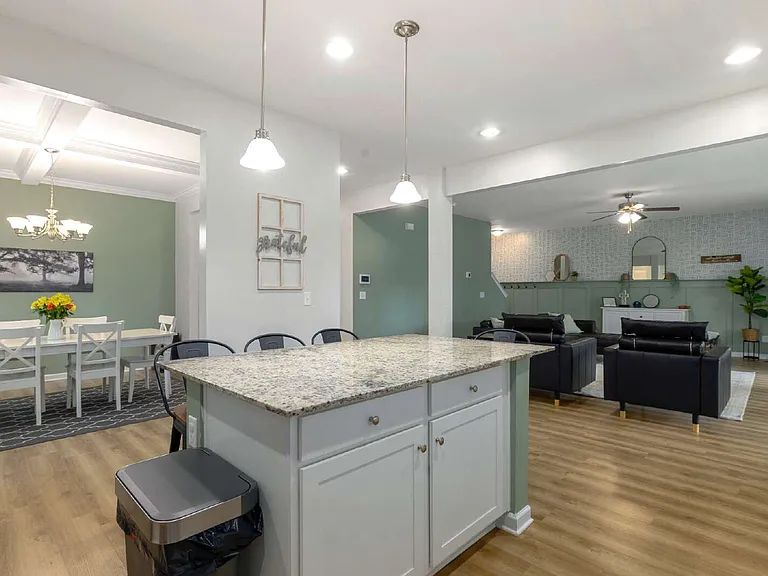 900 Curlew Cir — Photo 18