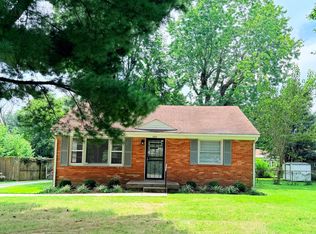 5534 Cartledge Ct, Louisville, KY 40214