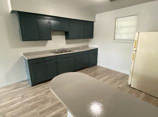 5756 Corner Ave, Hanahan, SC 29410