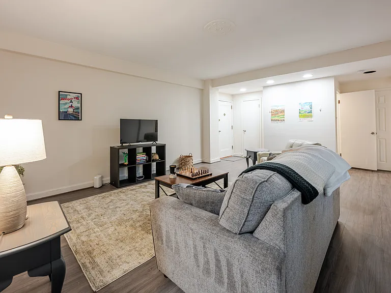 3051 Idaho Ave NW #121 — Photo 6