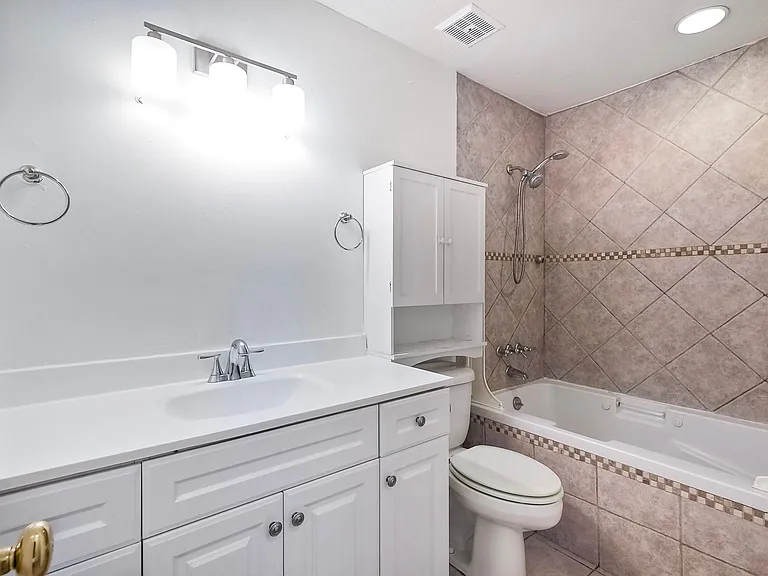 822 Santa Inez — Photo 13