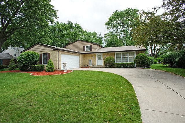 1st image of 1631 S Chesterfield Dr