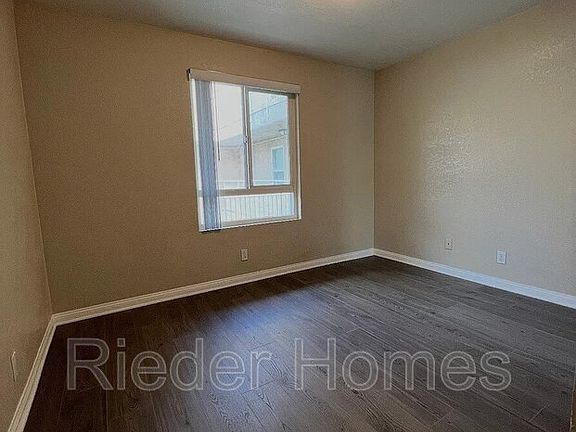 3rd image of 5252 Orange Ave Unit 127