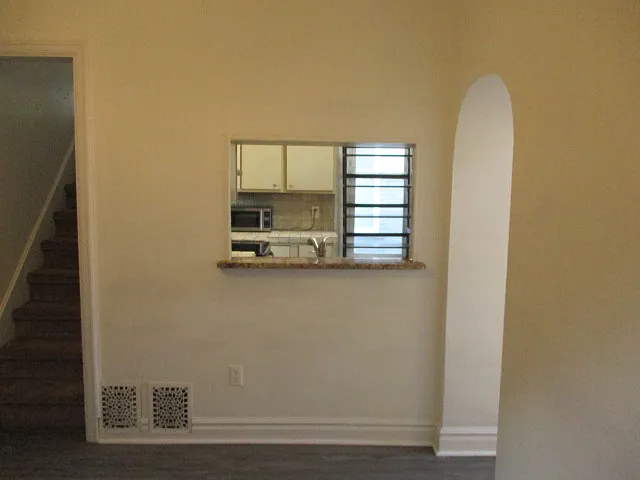 530 E 2nd Ave — Photo 5