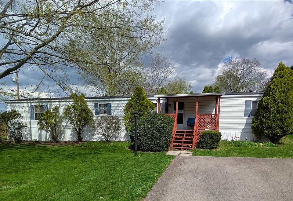 1st image of 401 Silver Ln