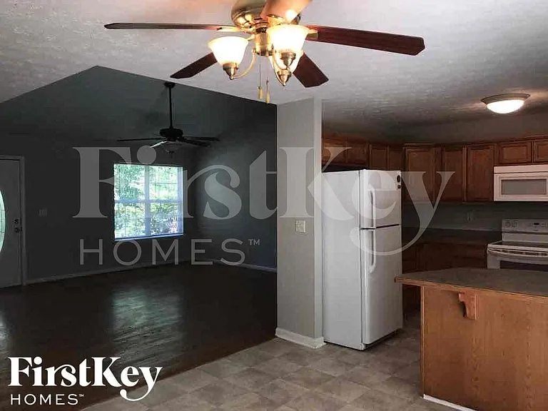 5036 Balus Dr — Photo 5