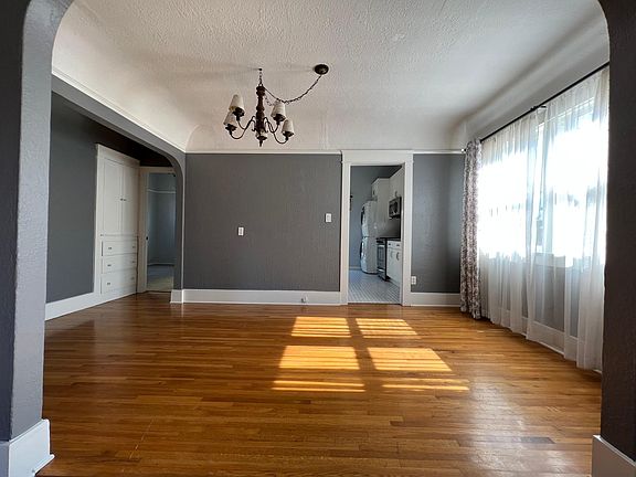 5th image of 4427 39th St