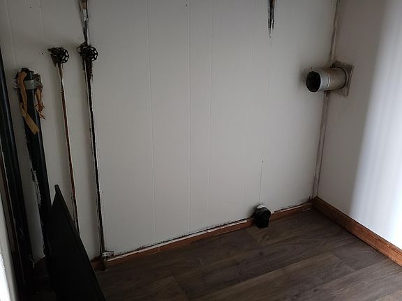 5th image of 503 Marquette Ave