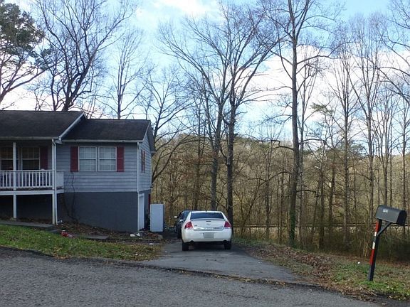2nd image of 1401 N Parkridge Dr