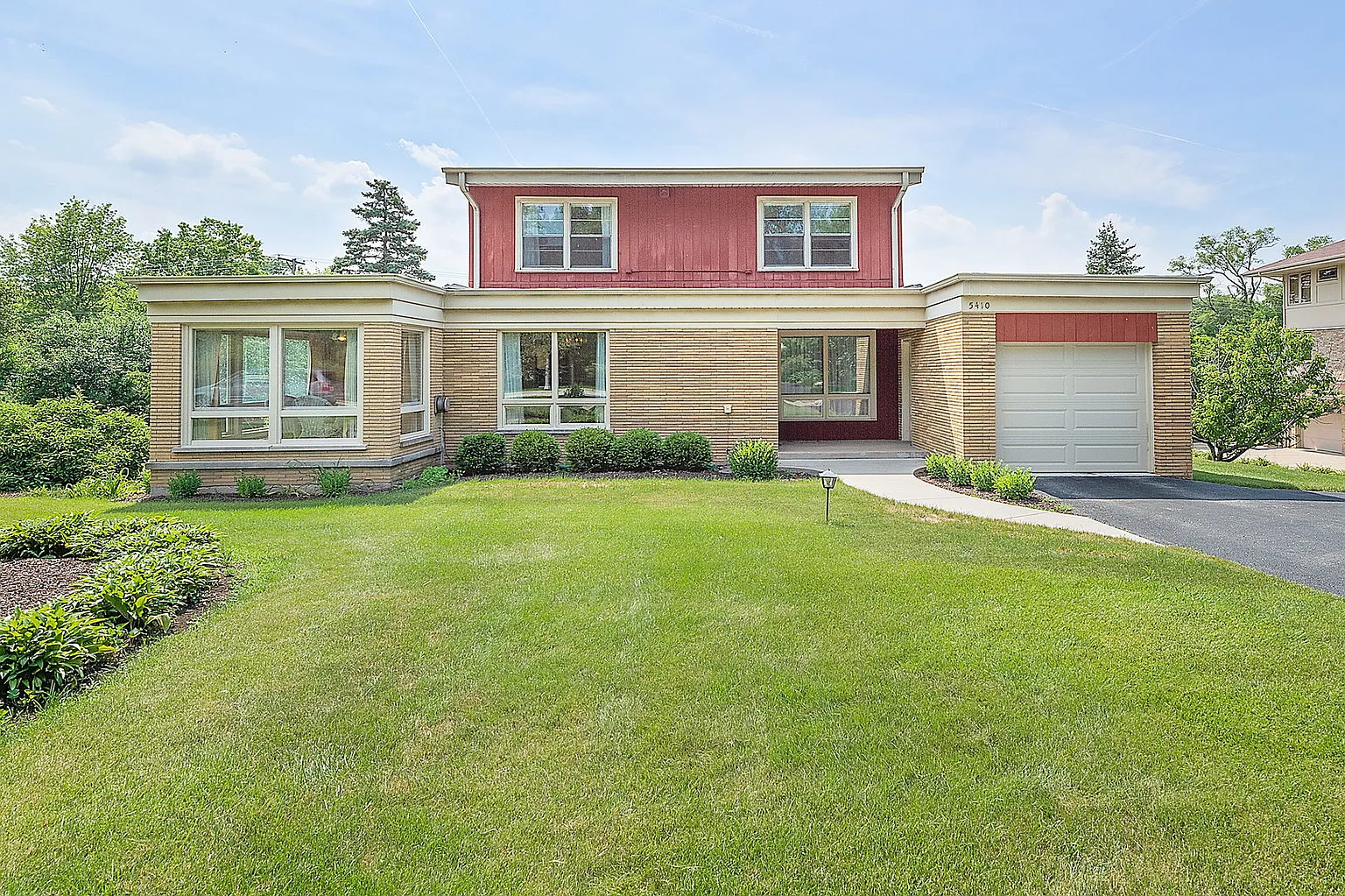 5410 Country Club Dr photo 1