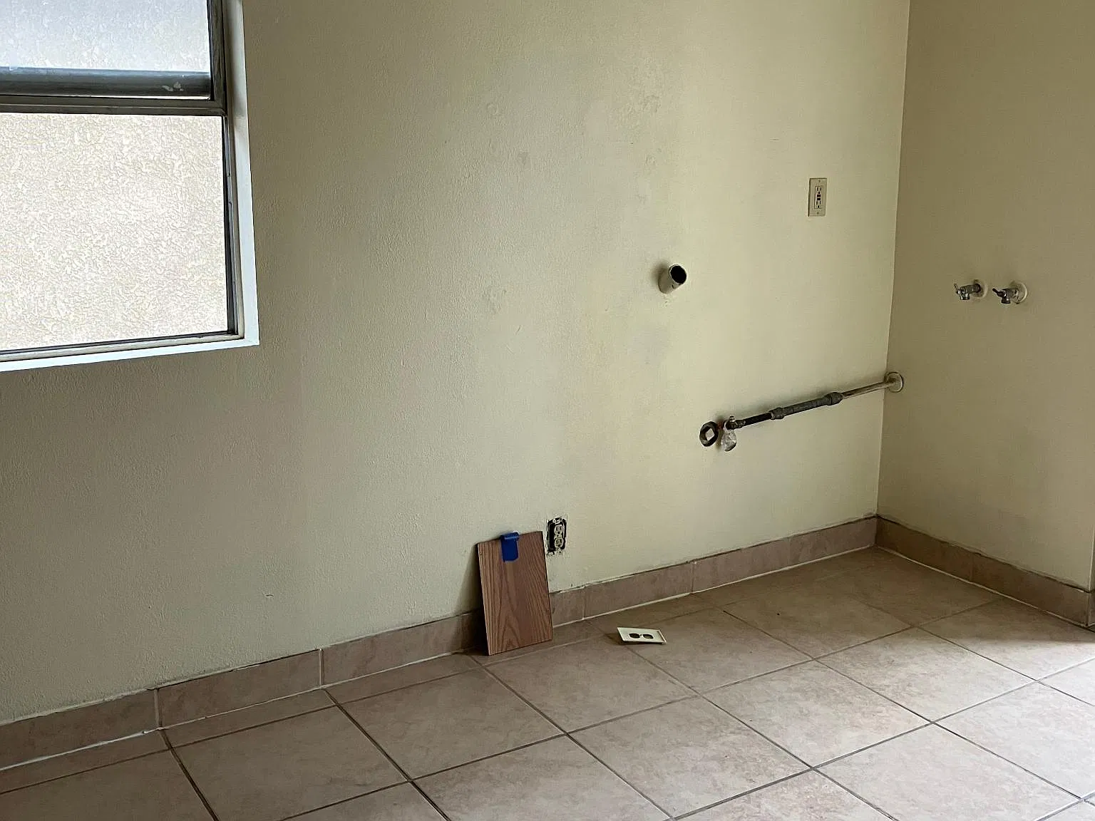 2 bed, $1,400 — Photo 3