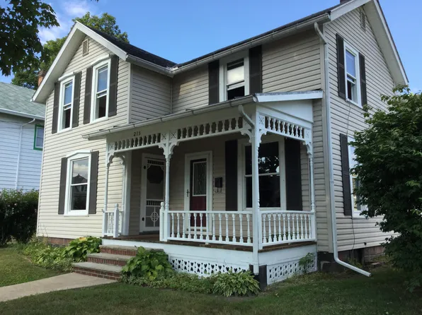 215 S Water St, Loudonville, OH 44842