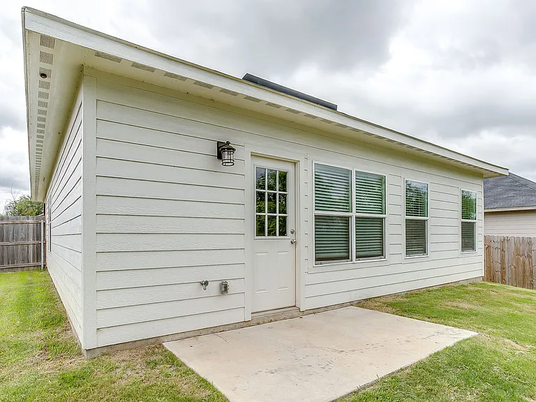 609 Mesquite Dr — Photo 25