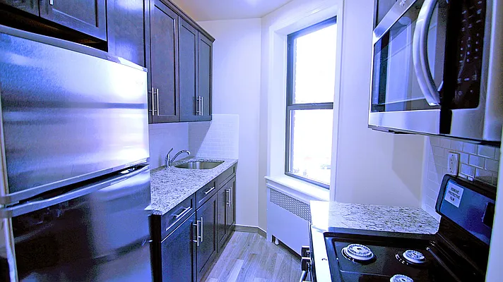 Rented by Tryax Realty Management | media 1