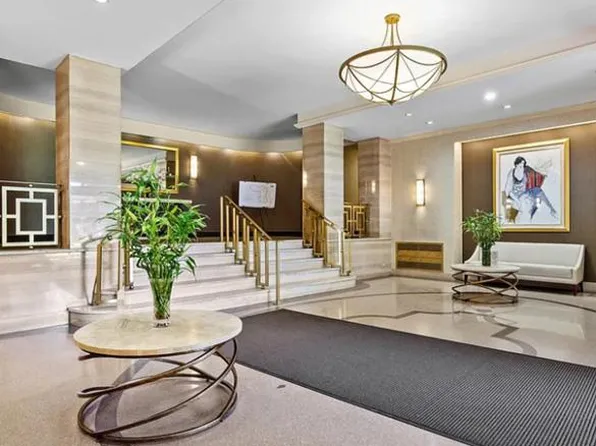 110-45 Queens Boulevard image 2 of 25