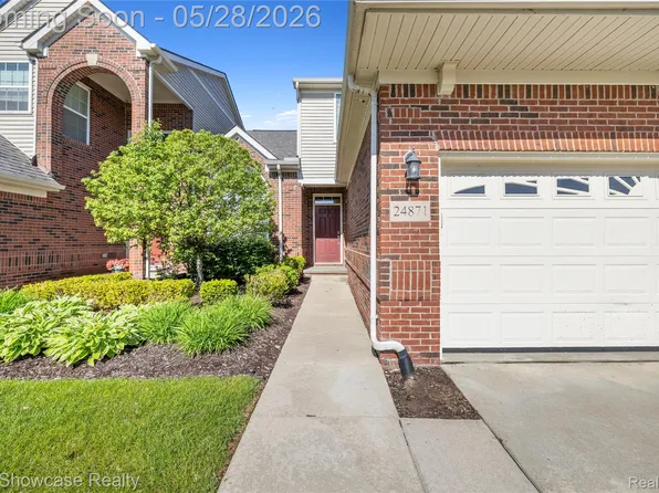 24871 Valleywood Dr #47, Lyon Township, MI 48178