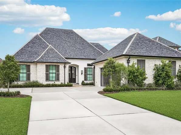 103 Deer Field Dr, Belle Chasse, LA 70037