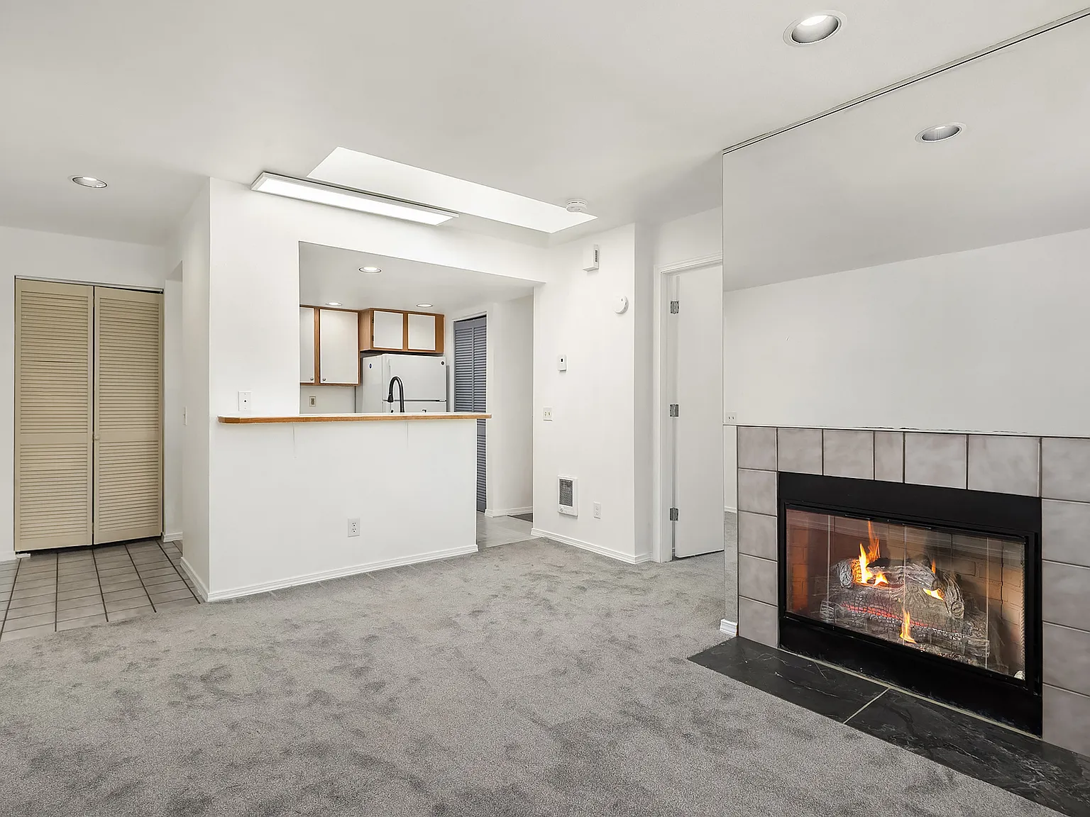 1410 W Casino Road — Photo 4