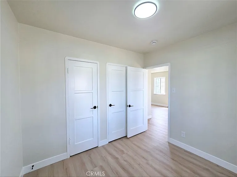 5552 Lewis Ave — Photo 6