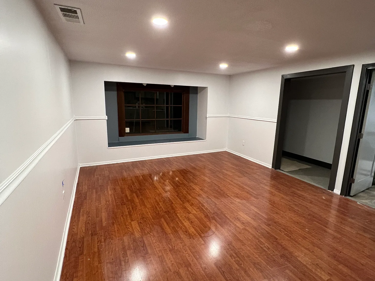 2 bed, 876 sqft, $2,800 — Photo 2