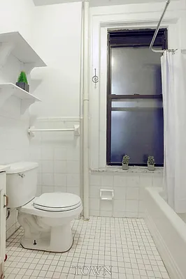 Rented by Town Residential | media 4