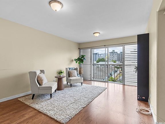 5th image of 2440 Date St APT 303