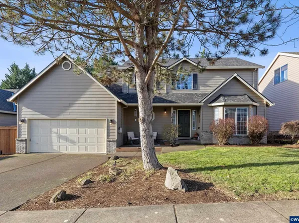 3619 N Knoll Dr, Newberg, OR 97132