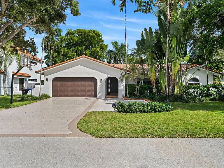326 Seven Isles Dr — Photo 32