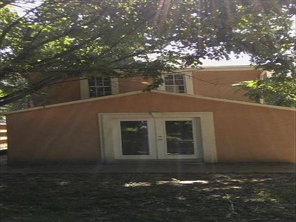 4th image of 316 Myrtle Ave