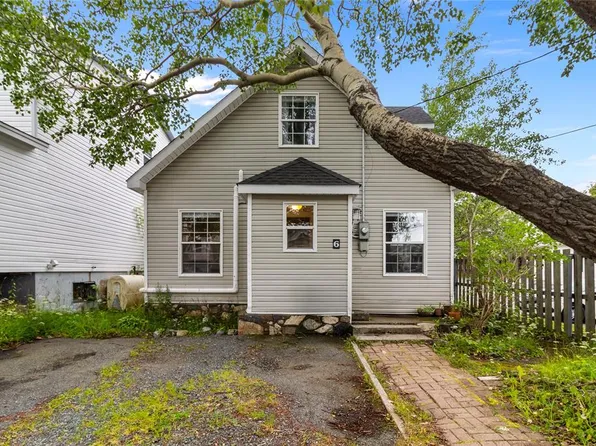 6 Mount Cashel Road, St. John's, NL A1A1X7