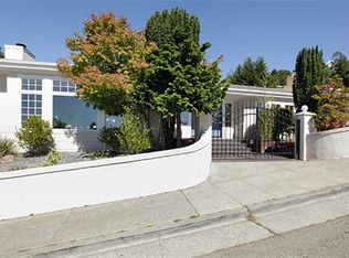 50 Hiller Dr, Oakland, CA 94618
