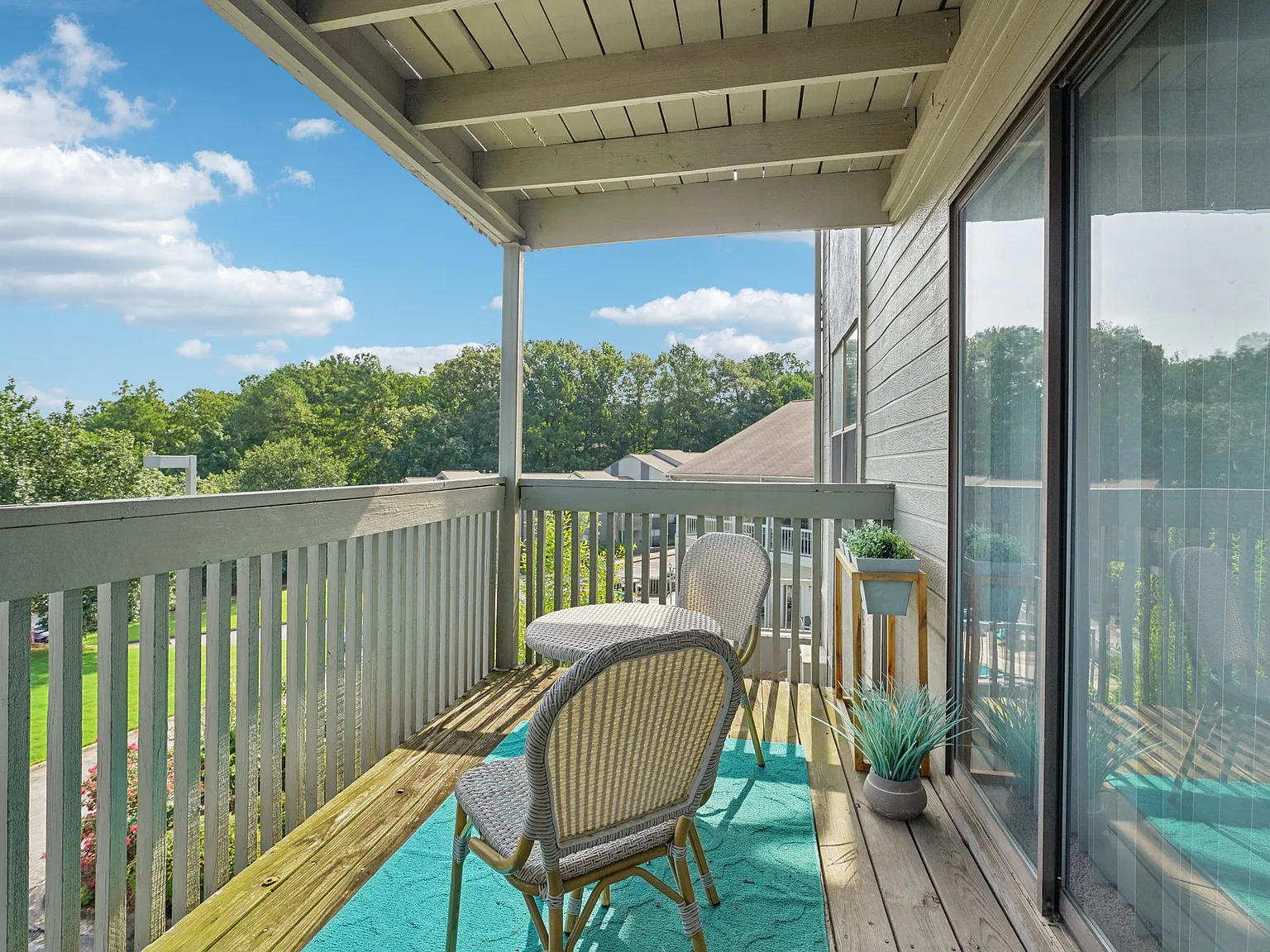 Hickory Knoll — photo 17