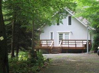 2909 Buck Hl, Greentown, PA 18426