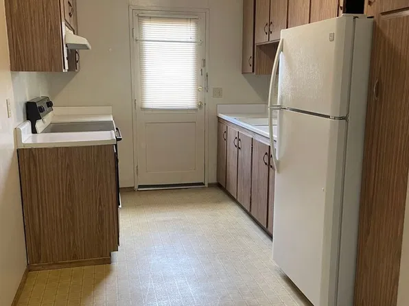 rh446SEStreet, 446 S East St APT 8, Santa Rosa, CA 95404