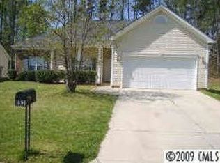 132 Margaret Turner Rd, Charlotte, NC 28216