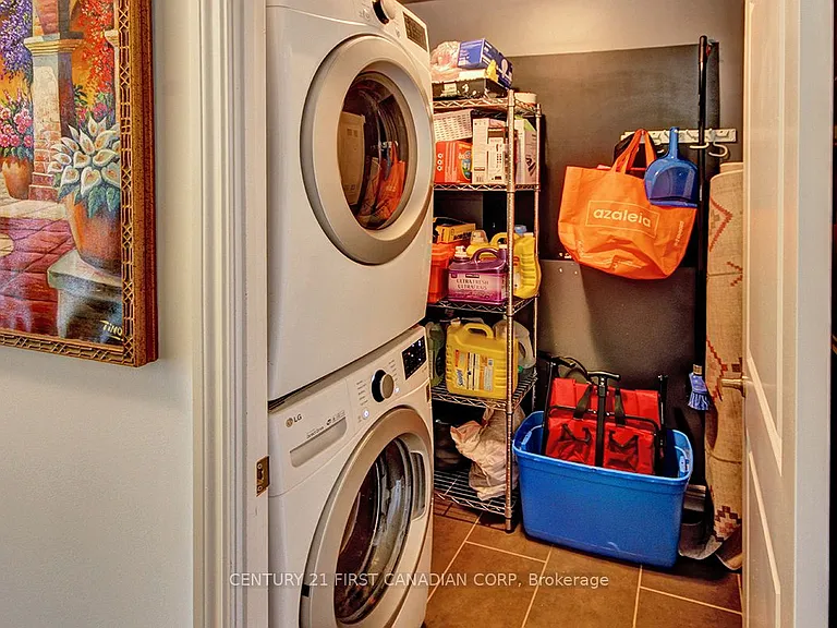 330 Ridout St N #2108 — Photo 22