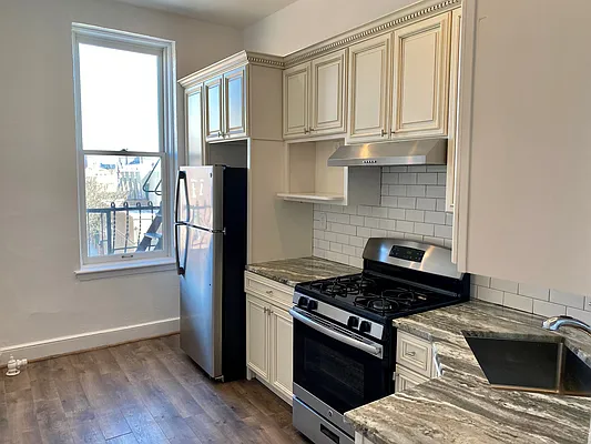 Rented by Brown Harris Stevens | media 6