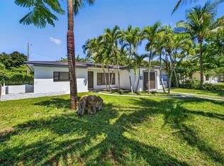 17150 NE 18th Ave, North Miami Beach, FL 33162