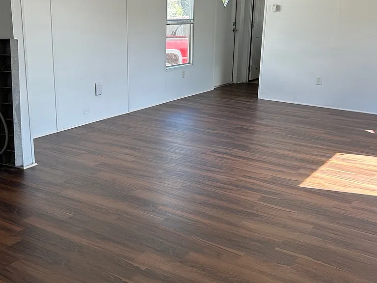 10205 Teagarden Rd #9 — Photo 4