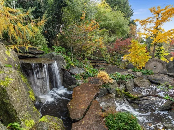 3007 S Court Street, Seattle, WA 98144