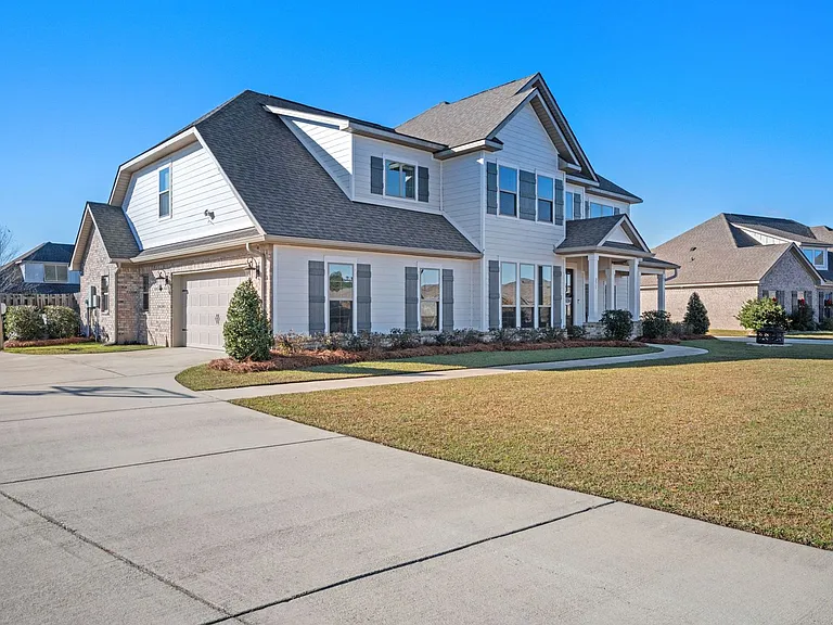 271 Hemlock Dr — Photo 30