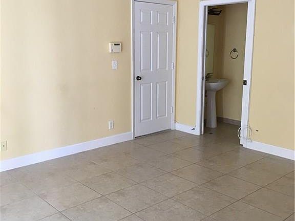 2nd image of 2502 SE Pineland Dr