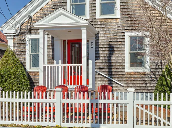 11 Central Street Unit 1, Provincetown, MA 02657