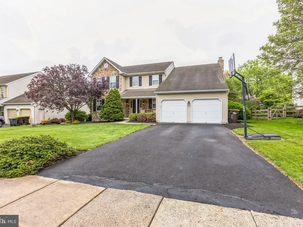 21 Firethorn Dr, Perkasie, PA 18944