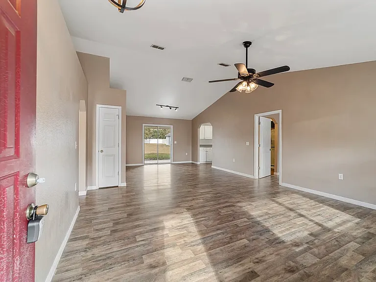 6930 Bahia Rd — Photo 2
