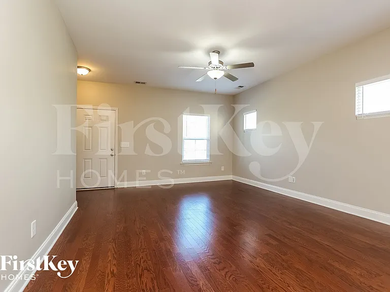 286 Telavera Dr — Photo 3
